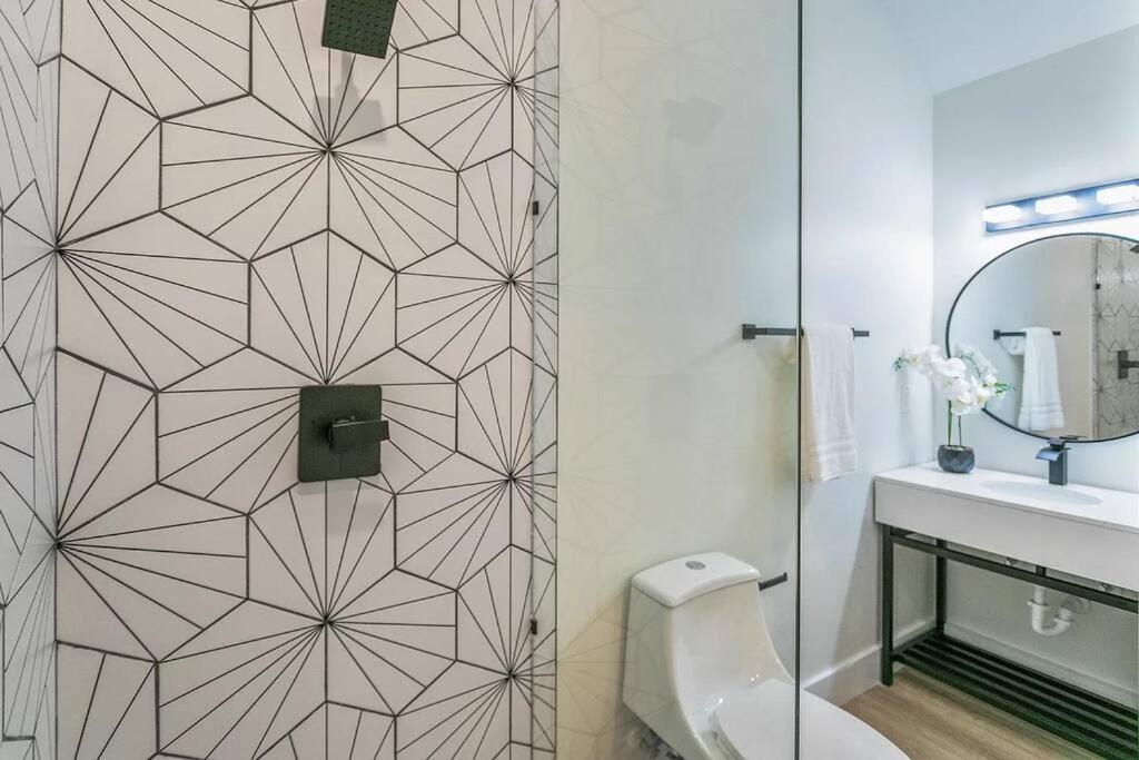 Relaxing Retreat And Modern Charm In Historic Saint Augustine Villa Bagian luar foto